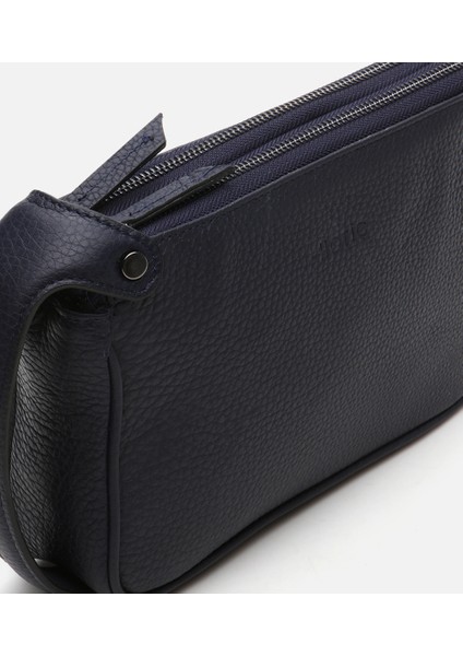 04CAH290420A680 Deri Lacivert Erkek Çanta