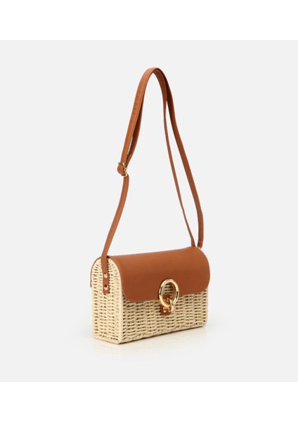 03CAH312300A310 KADIN Hasır Bej Kilit Detaylı Çapraz Çanta