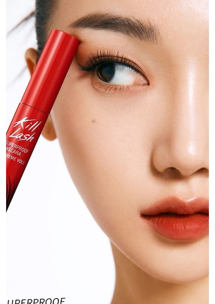 Maksimum Hacim Veren Maskara CLIO Kill Lash Superproof Mascara (04 Extreme Volume)
