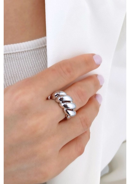 Kadın Bombeli Burgu Model Yüzük modelleri