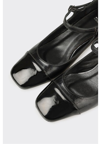 Siyah Kadın Orta Topuk Ayakkabı fırsatları