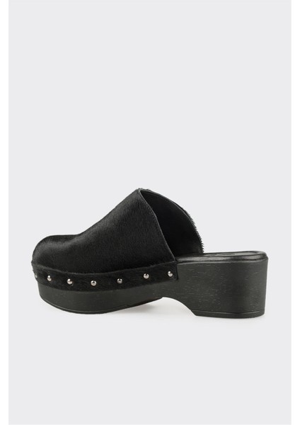 Siyah Deri Kadın Terlik modelleri