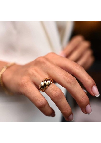 Kadın Bombeli Burgu Model Yüzük fırsatları