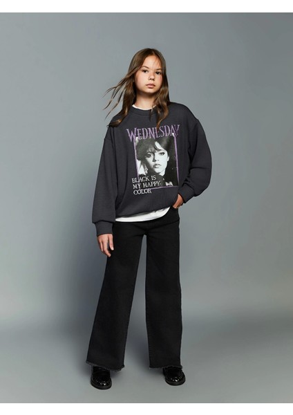 Lcw Kids Gri Bisiklet Yaka Wednesday Baskılı Kız Çocuk Sweatshirt modelleri