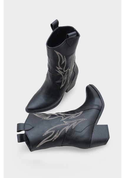 Kadın Sivri Burun Nakışlı Western Günlük Topuklu Bot Sovey Siyah modelleri