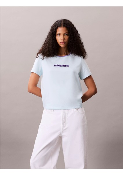 Ck LV047C821G Ss Retro Logo Graphıc Tee Kadın Tshirt