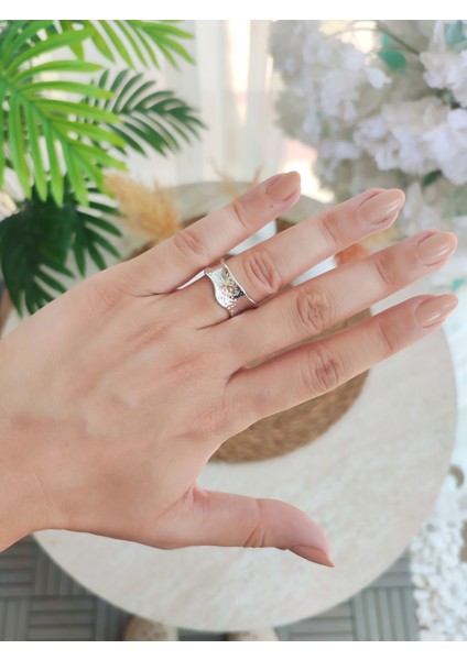 Kadın Lazer Kesim Yüzük