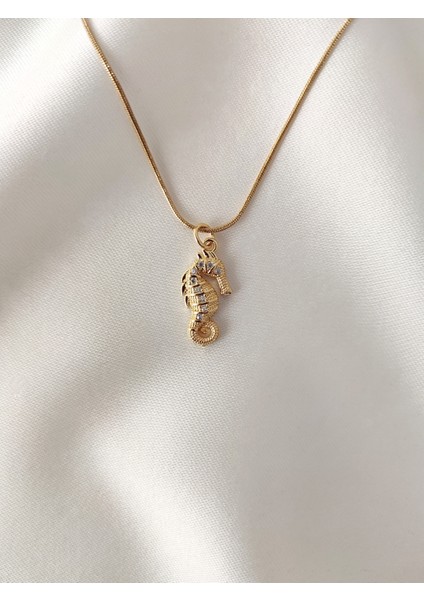 Kadın Çelik Deniz Atı Model Kolye