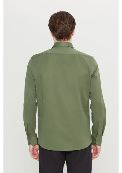 Pamuklu Tailored Slim Fit Dar Kesim Klasik Yaka Armürlü Cepli Gömlek indirimleri