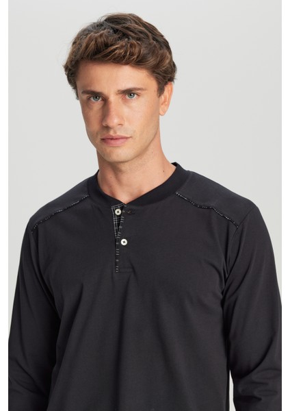 %100 Pamuk Standart Fit Hakim Yaka Desenli Cepli Pijama Takımı modelleri