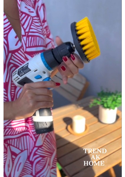 Halı ve Koltuk Yıkama Fırçası Banyo Lavabo Fayanslar Balkon Merdiven Mermerler Gibi Birden Fazla Alanda Temizlik Için Kullanılabilir