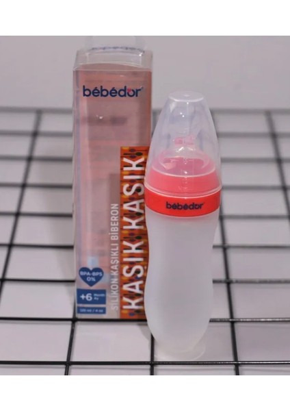 Pembe Silikon Biberon ve Kaşık 120 Ml, Güvenli ve Nazik Kullanım Için Ideal Seçim