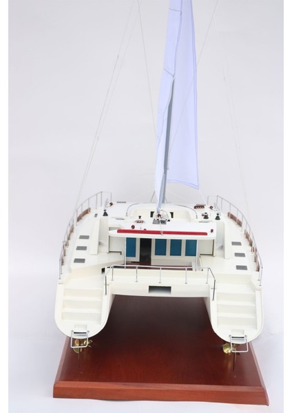 Lagoon 440 Ahşap Koleksiyonluk Model Katamaran El Yapımı Tekne Maketi modelleri