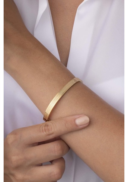 Işlemeli Bilezik Model Altın Kaplama Çelik Kadın Kelepçe Bilezik