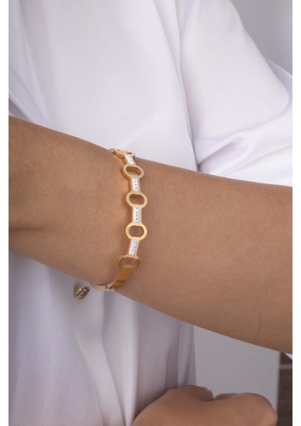 Oval Geçişli Altın Kaplama Çelik Kadın Kelepçe Bileklik fiyatları