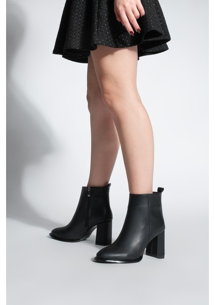 Kadın Dikiş Detaylı Kalın Topuklu Bot Kanis Siyah