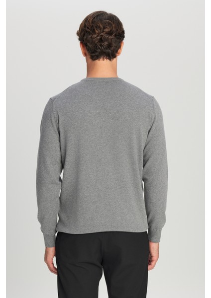 Pamuklu Standart Fit Normal Kesim Bisiklet Yaka Triko Kazak indirimleri