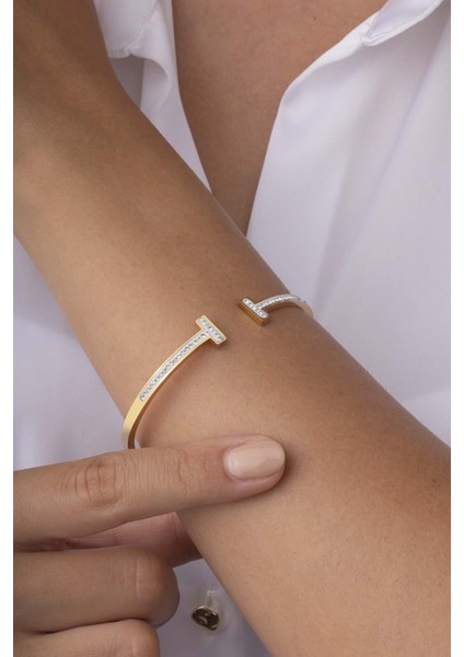 Zirkon Taşlı Tek Sıra Altın Kaplama Kadın Çelik Kelepçe Bielklik fiyatları