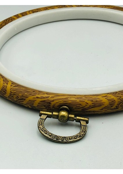 Ahşap Görünümlü Plastik Yuvarlak Pano Nakış Kasnak, Nakış Kasnağı, Iç Çap 23,5 cm Dış Çap 26,5 cm fiyatları