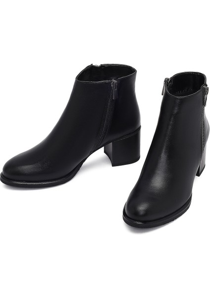 Kadın Siyah Fermuarlı Kalın Topuklu Bot 25WFE250318 modelleri