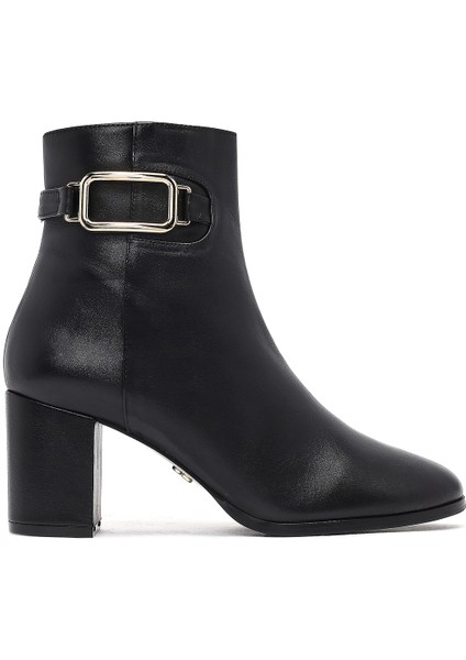 Kadın Siyah Fermuarlı Toka Detaylı Kalın Topuklu Deri Bot 25WFD160818