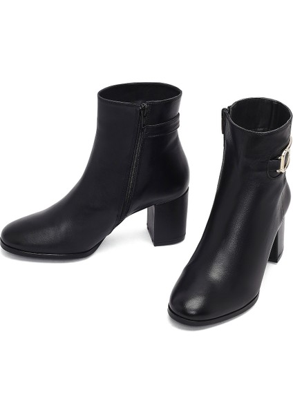 Kadın Siyah Fermuarlı Toka Detaylı Kalın Topuklu Deri Bot 25WFD160818 modelleri