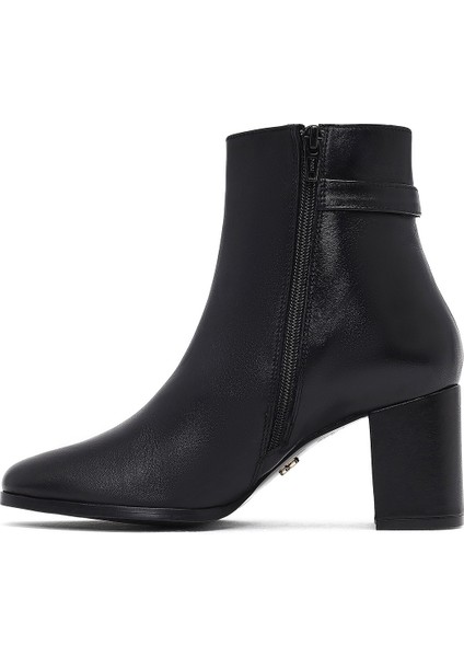 Kadın Siyah Fermuarlı Toka Detaylı Kalın Topuklu Deri Bot 25WFD160818 fırsatları