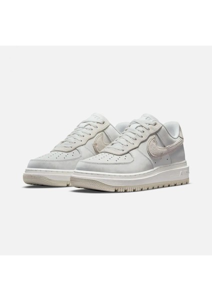 Nike Air Force 1 Luxe Beyaz Erkek Basketbol Ayakkabısı DD9605-100 modelleri