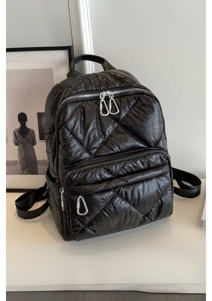 Parlak Sırt Çantası Siyah