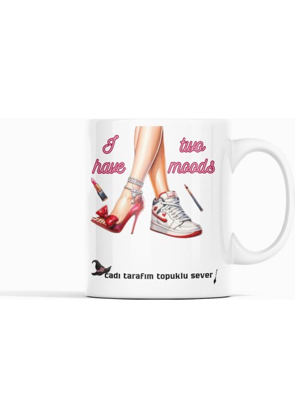 Two Moods Temalı Sneaker & Topuklu Ayakkabı Tasarım Hediyelik Baskılı Kupa Bardak fiyatları