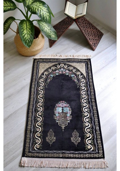 Çeyizlik Astarlı Lüks Seccade Hediyelik S1019 Siyah fiyatları