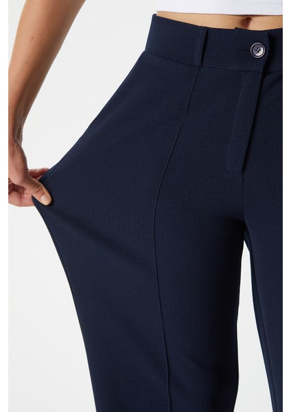 Likra Serisi Lift Süs Dikişli Esnek Açık Lacivert Palazzo Pantolon fiyatları