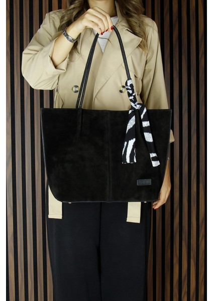 Siyah Hakiki Dana Süet Manyetik Kapaklı Büyük Boy Günlük Omuz Çantası ve Askılı El Çantası fiyatları