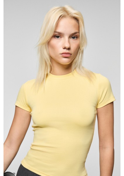 HOPEWELL Kadın Yuvarlak Yaka Örme Slim Fit Sarı T-Shirt indirimleri