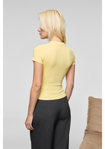 HOPEWELL Kadın Yuvarlak Yaka Örme Slim Fit Sarı T-Shirt