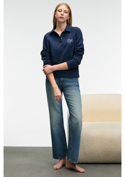 CAMIREL Kadın Polo Yaka Düğmeli Nakış Detaylı Reglan Kol Comfort Fit Lacivert Sweatshirt indirimleri