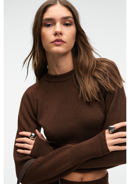 MARIPOSA Kadın Yuvarlak Yaka Çizgi Desenli Crop Geniş Paça Triko Kahverengi Alt-Üst Takım indirimleri