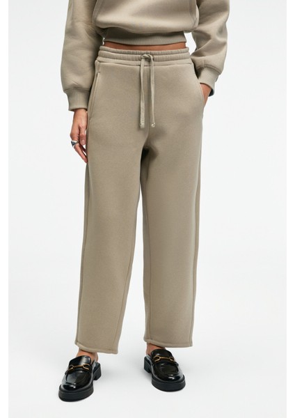 SELORIN Kadın Baggy Çift Cepli Taş Rengi Eşofman Altı fırsatları