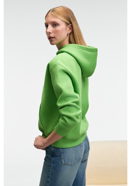 MELUREA Kadın Nakışlı Kapüşonlu Comfort Fit Fıstık Yeşili Sweatshirt indirimleri