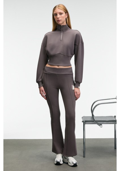 THALIA Kadın Arka Baskılı Ve Patch Detaylı Fermuarlı Dik Yakalı Antrasit Sweatshirt fiyatları