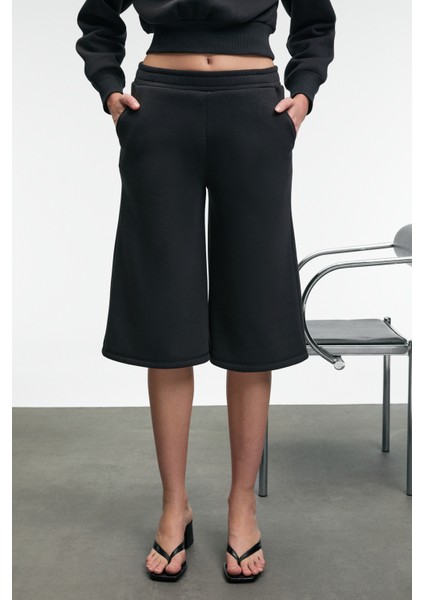ELPIHRA Kadın Oversize Beli Lastikli Çift Cepli Antrasit Şort & Bermuda modelleri