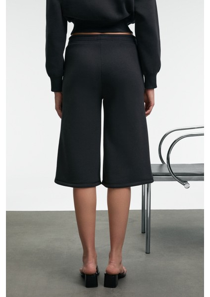 ELPIHRA Kadın Oversize Beli Lastikli Çift Cepli Antrasit Şort & Bermuda indirimleri