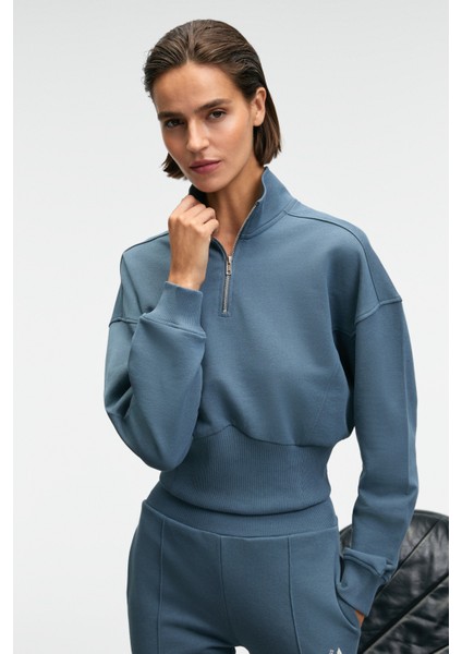 THALIA Kadın Arka Baskılı Ve Patch Detaylı Fermuarlı Dik Yakalı Petrol Mavisi Sweatshirt