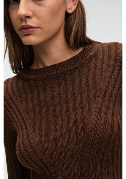 ENCANTO Kadın Yuvarlak Yaka Çizgi Desenli Slim Fit Kahverengi Elbise fırsatları