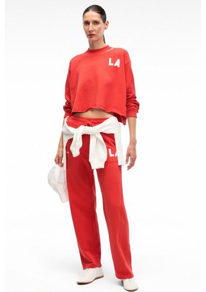 DELYRA Kadın Bisiklet Yaka Rahat Kesim Nakış Detaylı Kırmızı Sweatshirt fiyatları