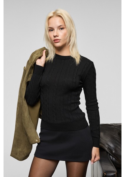 QUERIDA Kadın Yuvarlak Yaka Saç Örgülü Regular Fit Triko Siyah Kazak modelleri