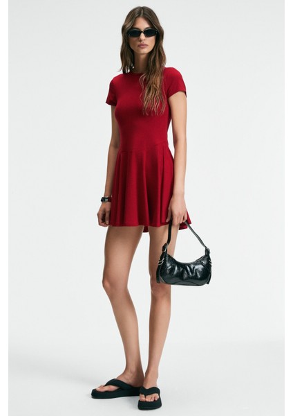 NURVA Kadın Bisiklet Yaka Cap Kol Beli Kesikli Mini Kırmızı Elbise indirimleri