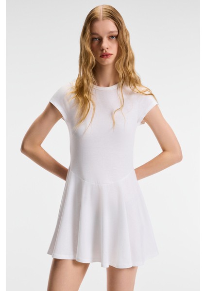 NURVA Kadın Bisiklet Yaka Cap Kol Beli Kesikli Mini Beyaz Elbise fiyatları