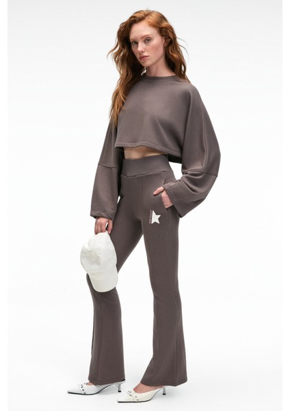 ANOUK Kadın Pamuklu Baskı Ve Patch Detaylı Bisiklet Yaka Crop Antrasit Sweatshirt indirimleri