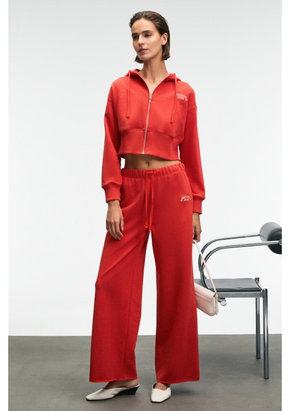 ELARA Kadın Metal Fermuarlı Nakışlı Kapüşonlu Crop Kırmızı Sweatshirt fiyatları